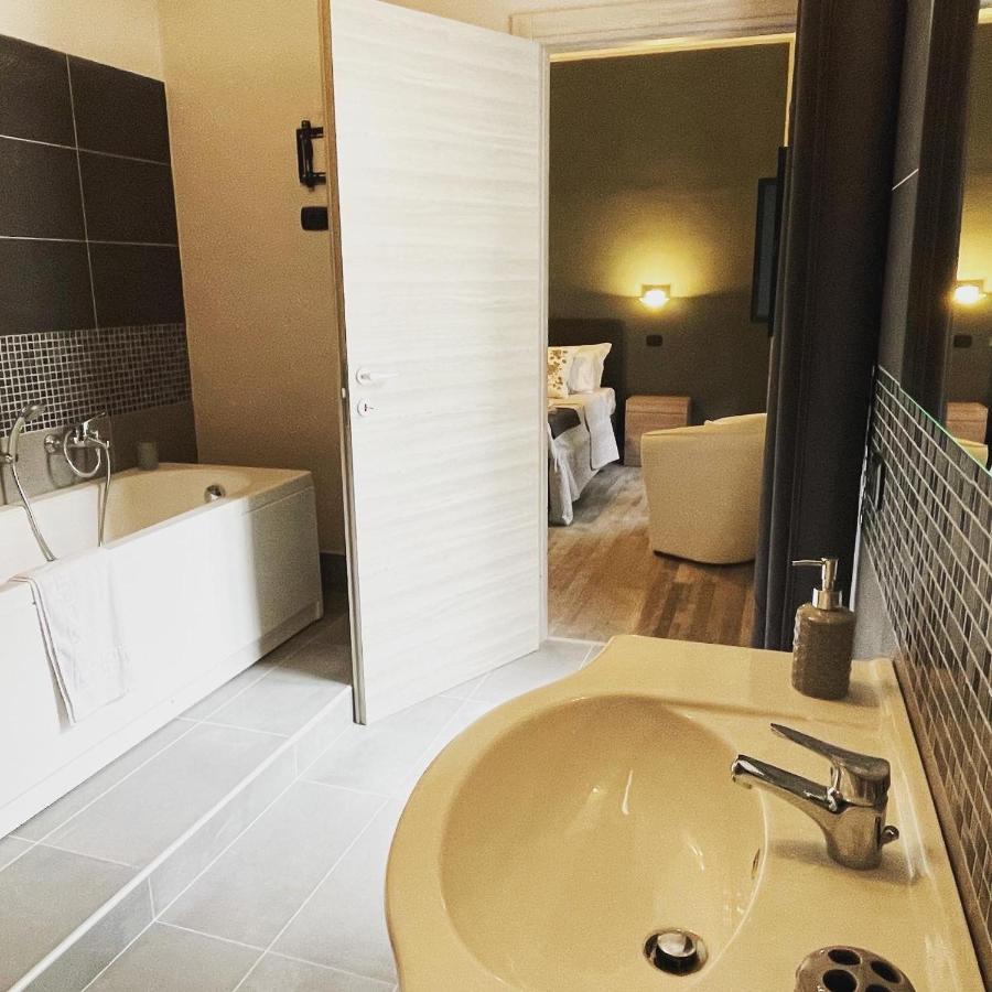 Casa Tua Suites Catania Bagian luar foto
