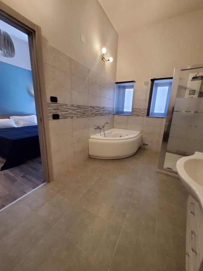 Casa Tua Suites Catania Bagian luar foto