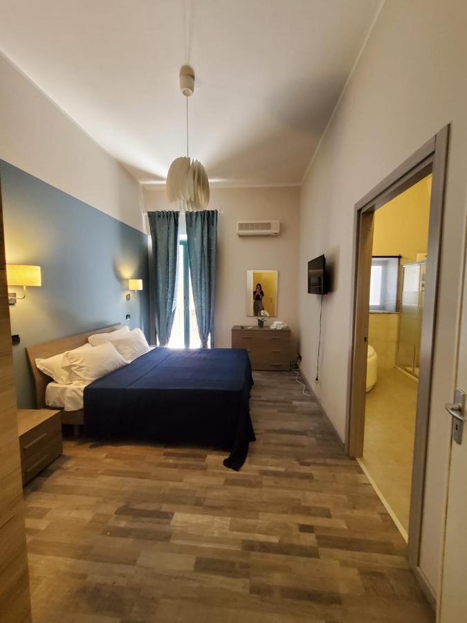 Casa Tua Suites Catania Bagian luar foto