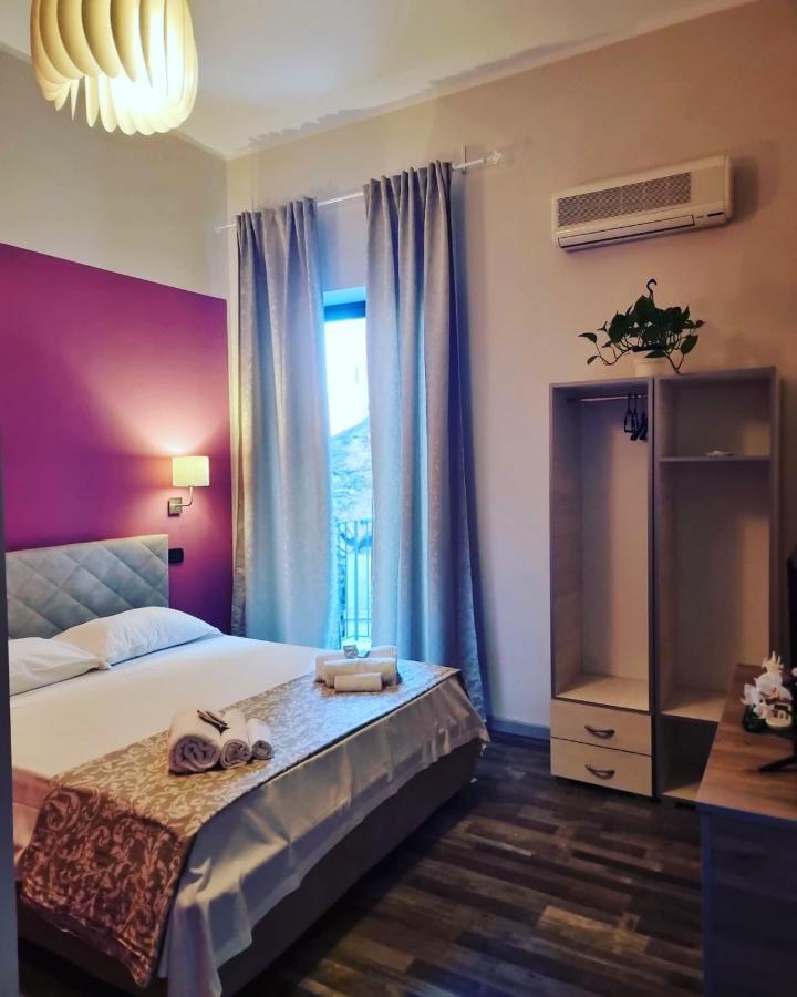 Casa Tua Suites Catania Bagian luar foto